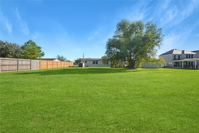 Building Photo - 15926 Millers Landing Dr