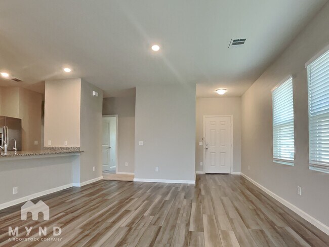 Building Photo - 1016 Lacebark Pne Ln