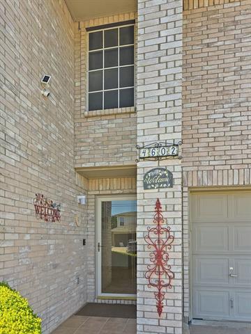 Building Photo - 4602 Green Meadow Dr