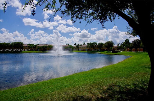 Building Photo - 2826 SE 16th Pl