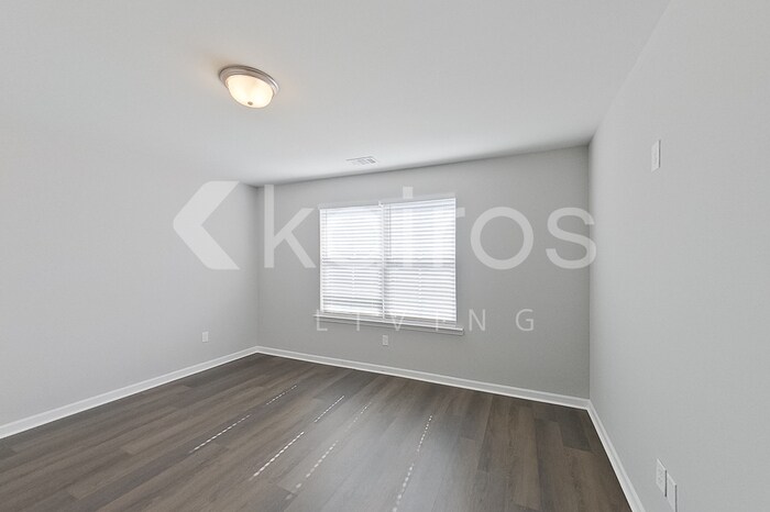 Building Photo - 138 Western Red Cedar Dr