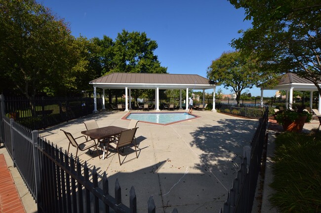 Community Pool area - 8605 Sycamore Glen Ln