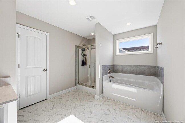 Building Photo - 4778 Woodline Dr