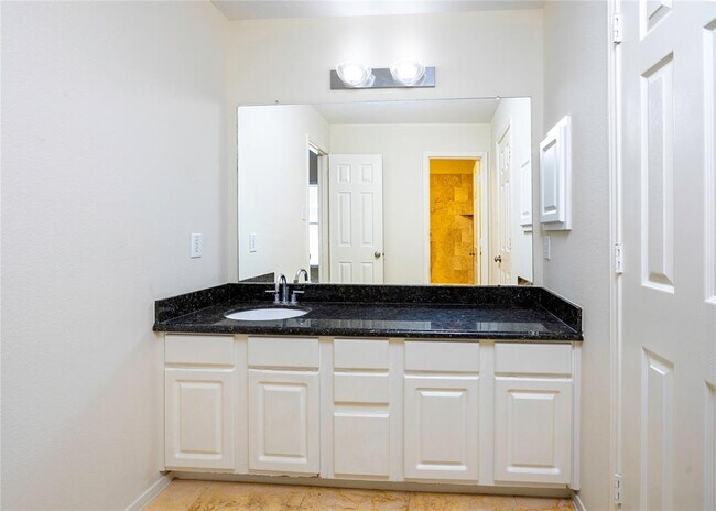 Building Photo - 2327 Centerbrook Ln