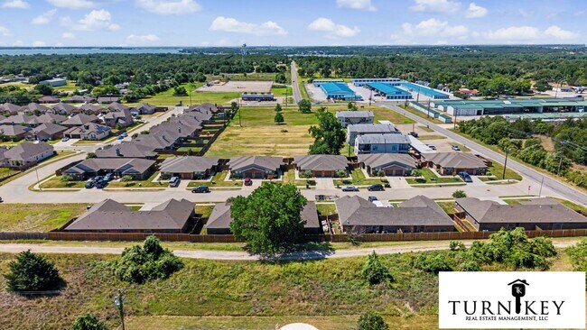 Building Photo - 1325-1329 White Sand Dr.