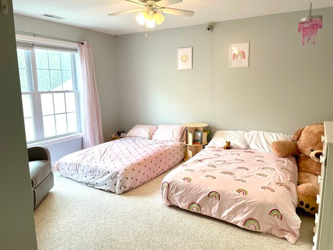 Building Photo - 64 Hamilton Dr