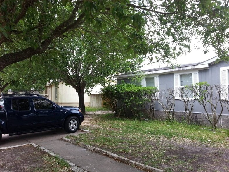 Building Photo - 20322 Mountaindale Dr