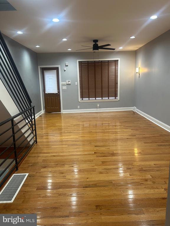 Building Photo - 2417 S Rosewood St