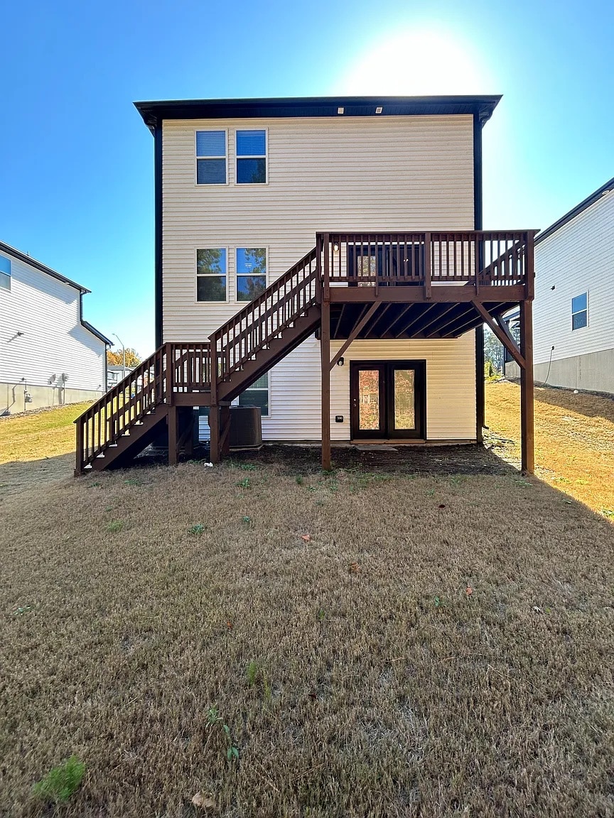 Building Photo - Room in House on Collaborative Wy