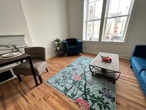 Building Photo - 106 E Broad St