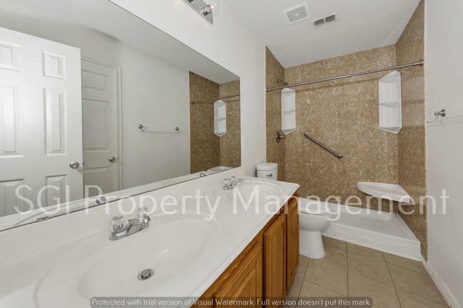 Building Photo - 10117 Sourwood Dr