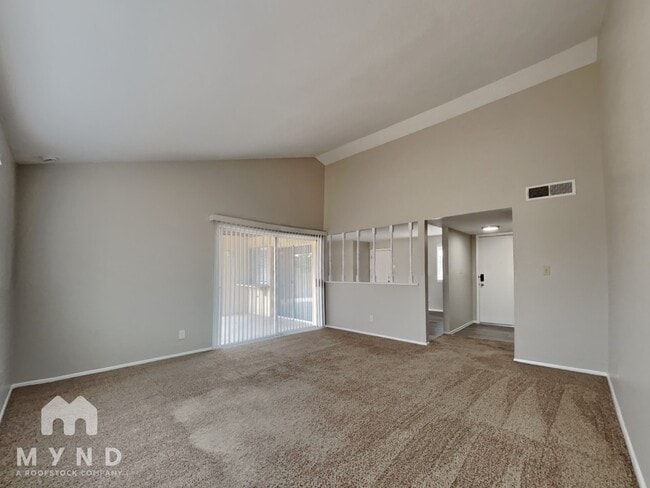 Building Photo - 5632 W Comet Ave