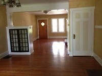 Building Photo - 5931 Alder St