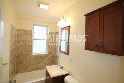 Building Photo - 1 bedroom in Boston MA 02135