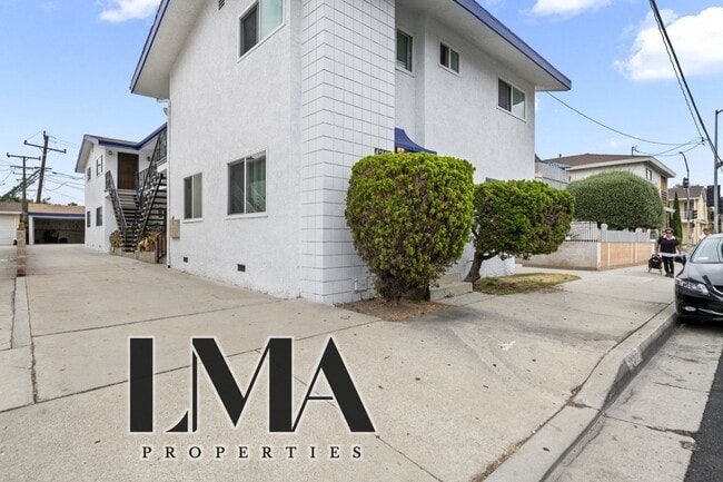 Building Photo - 4317 W 120th St
