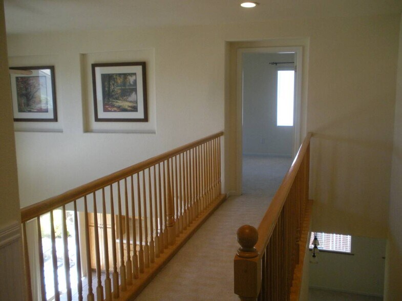 Building Photo - 2638 Gaines Ct