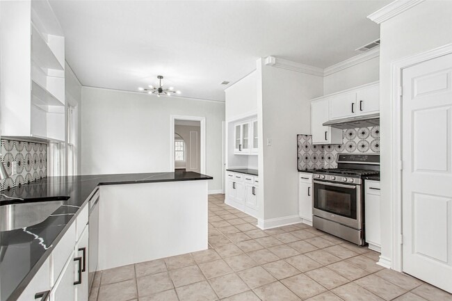 Building Photo - 4204 Prescott Ave