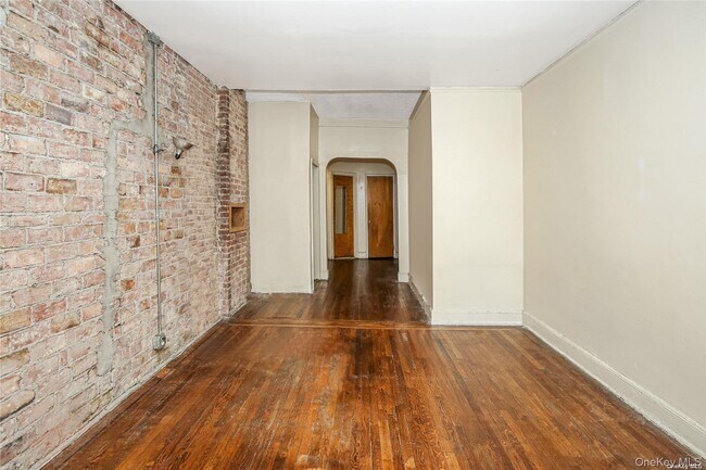 Building Photo - 363 3rd Ave