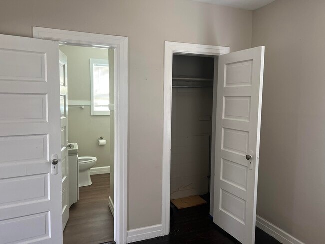 Building Photo - 2202 28th St