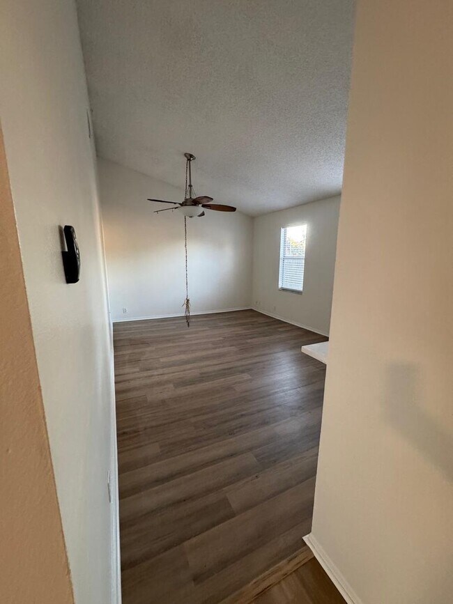 Building Photo - Single Family Home - Orlando