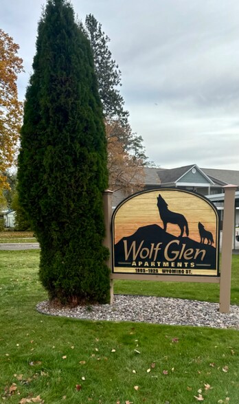 Primary Photo - 1805 Wyoming St