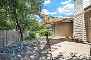 Building Photo - 9511 Bonny Bridge