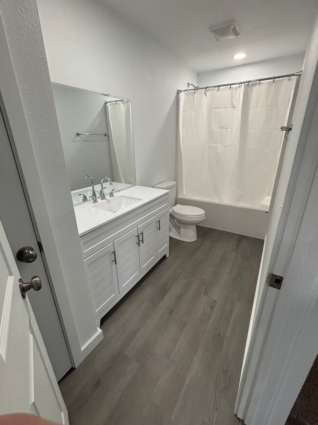 Building Photo - Brand New 3-bedroom 2 bath home with Garage