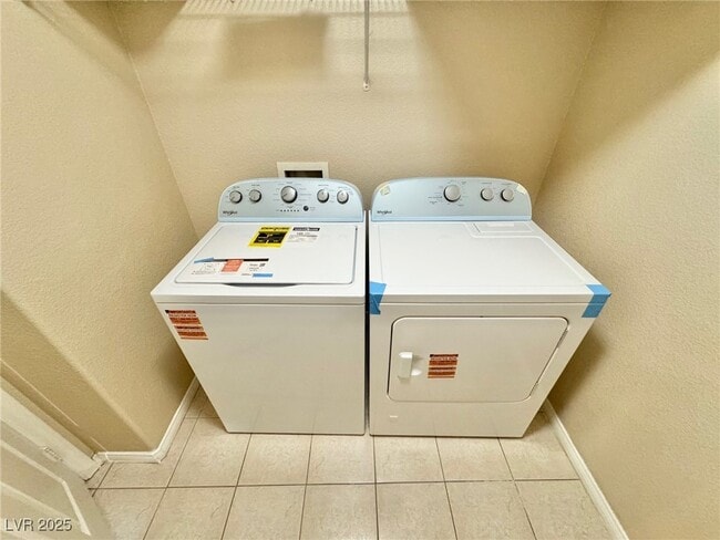 Building Photo - 10550 W Alexander Rd