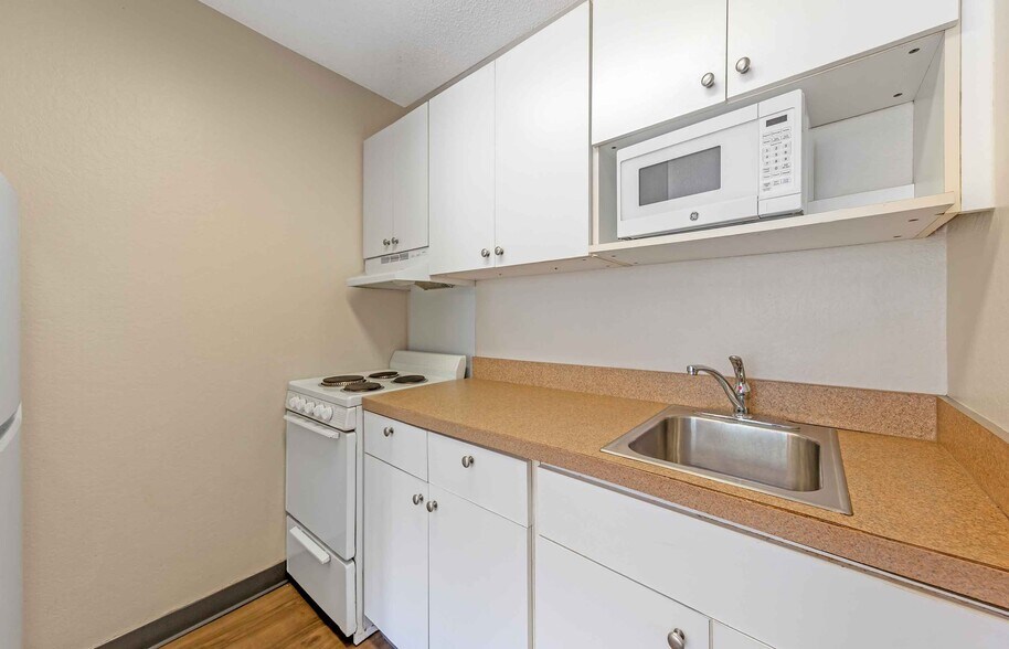 Building Photo - Furnished Studio-West Palm Beach - Northpoint Corporate Park