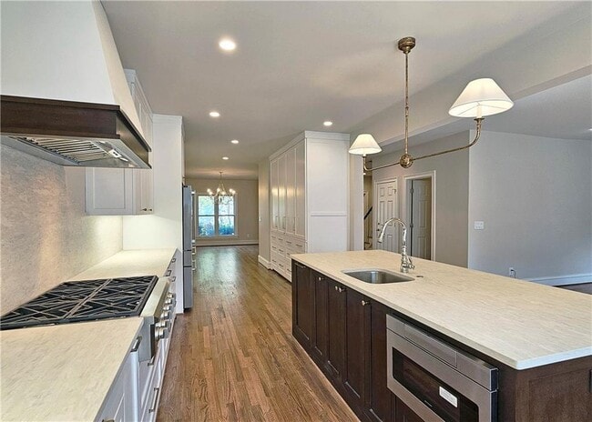Building Photo - 5650 River Oaks Pl NW
