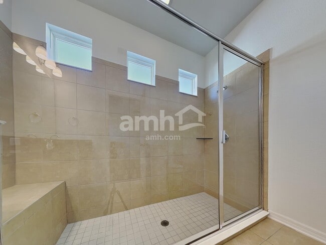 Building Photo - 1838 Castleton Dr