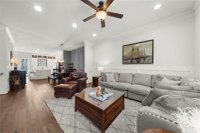 Building Photo - 410 Rose Garden Ln