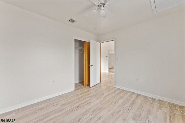 Building Photo - 190 Martin Ave