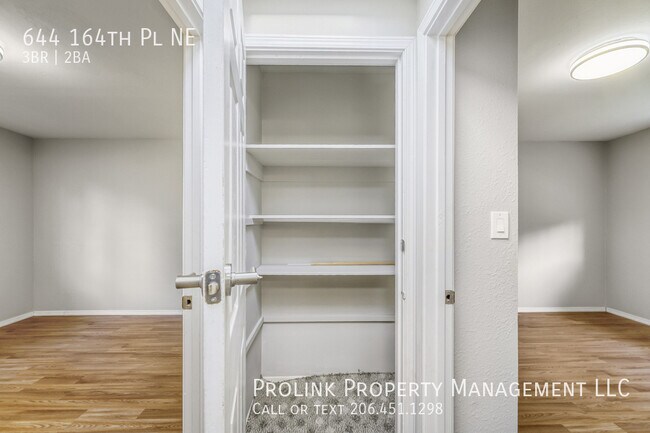 Building Photo - 644 164th Pl NE