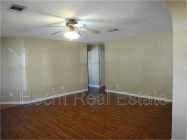Building Photo - 2623 Stapleford Dr