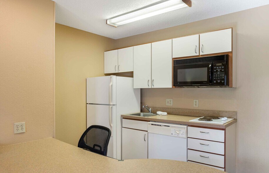 Building Photo - Furnished Studio-Wilkes-Barre - Hwy. 315