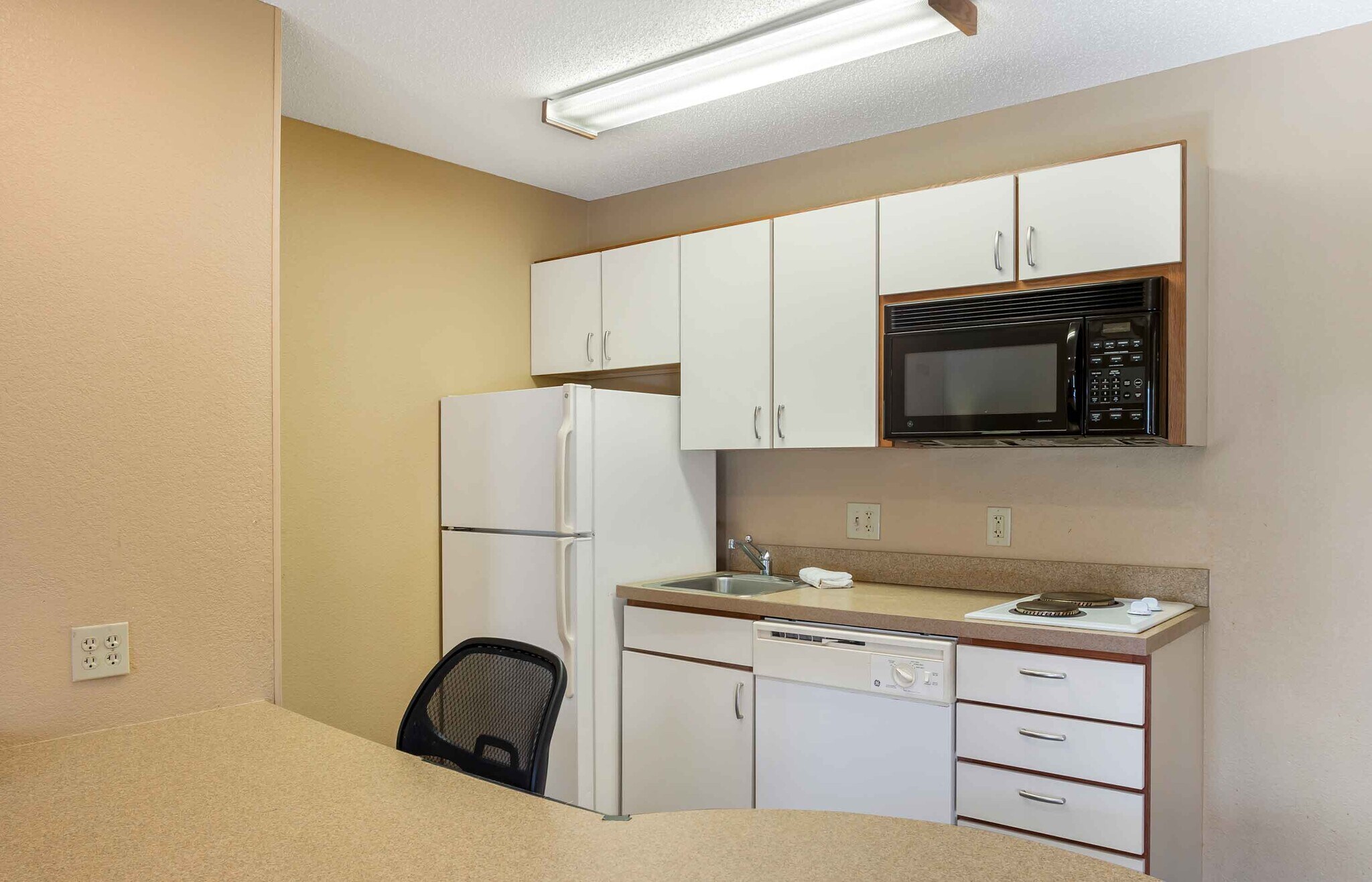 Building Photo - Furnished Studio-Jacksonville - Southside ...