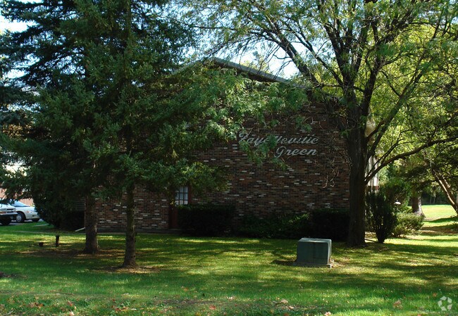 Building Photo - 225 Highbridge St