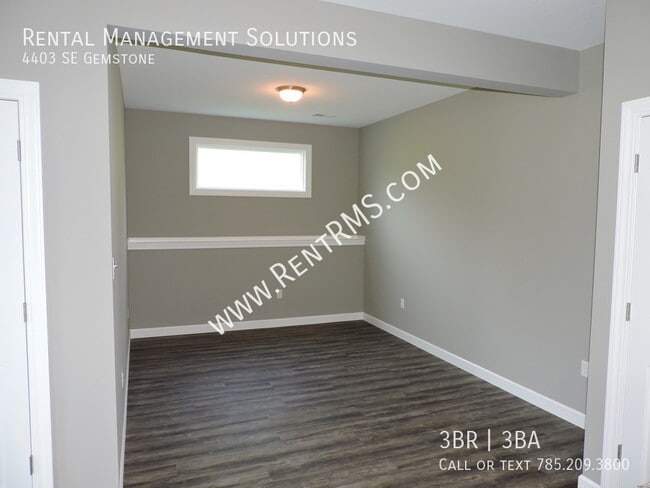 Building Photo - 4403 SE Gemstone-