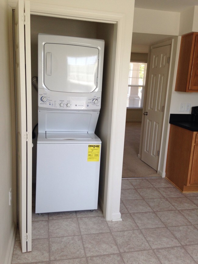 Winchester Greens Apartments 2800 Bensley Commons Blvd North