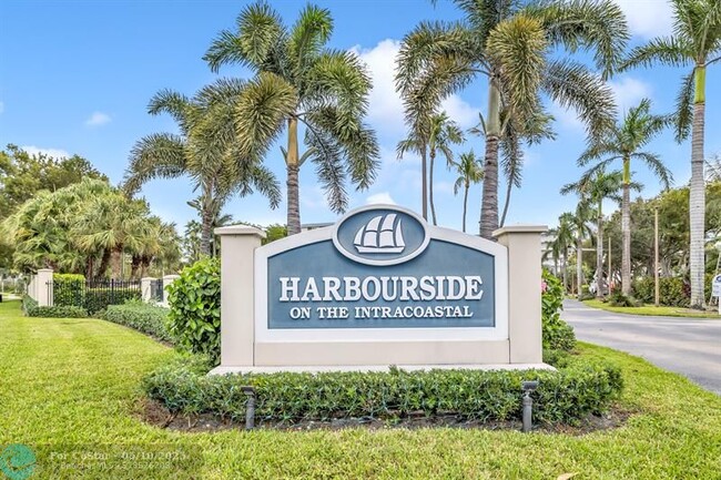 Building Photo - 1 Harbourside Dr