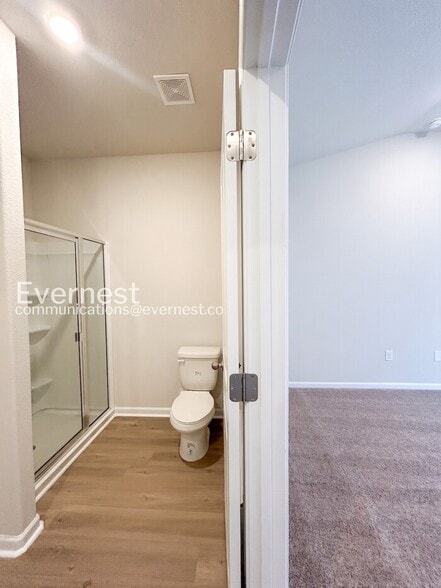 Building Photo - 221 Aniston Ln