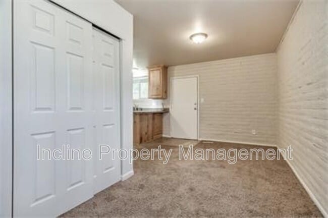 Building Photo - 761 W 600 S