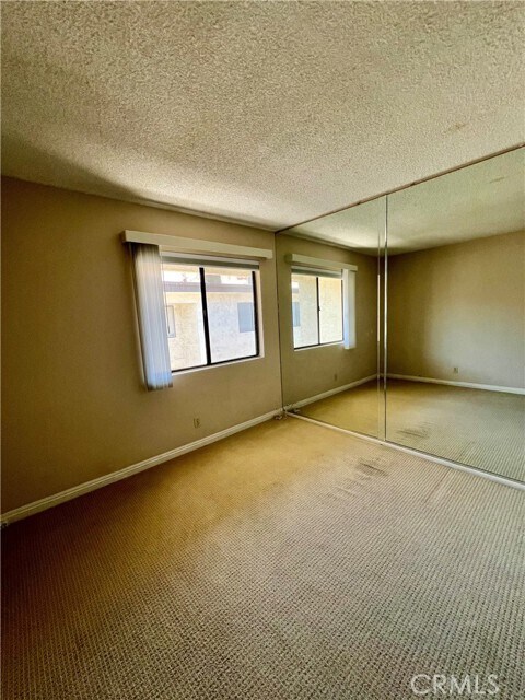 Building Photo - 102 S Sierra Madre Blvd