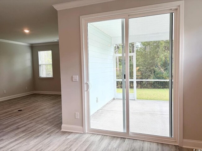 Building Photo - 7100 Shooting Star Way