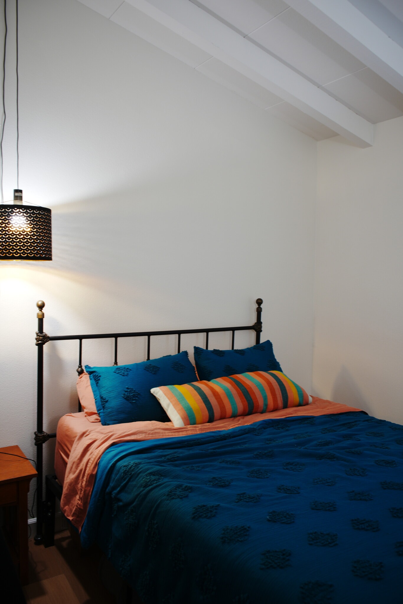 Building Photo - 7330 Amanda Ct