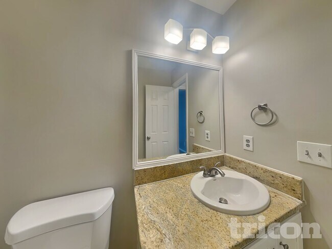 Building Photo - 113 Homestead Pl