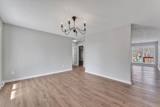 Building Photo - 3BR / 2BA Off-Grid Luxury Living with Large Fenced Lot and Solar Power $2297/mo rent