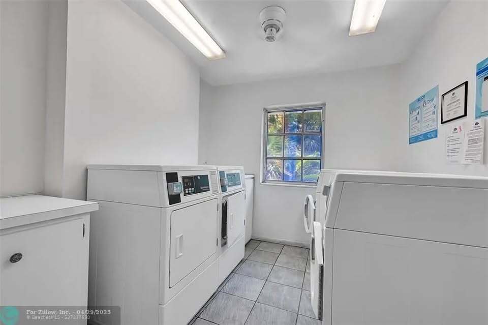 Building Photo - 6700 NE 22nd Way