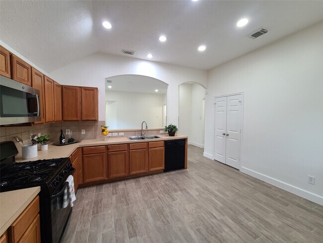 Building Photo - 2431 Morgan Ridge Ln